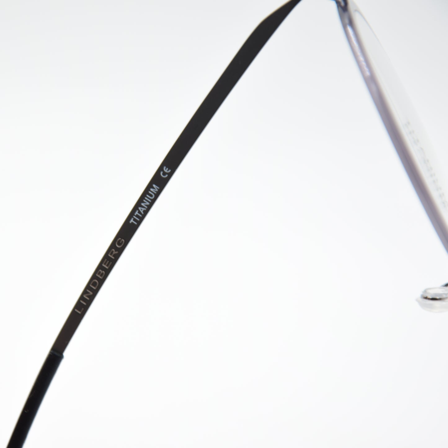 Optique : Lindberg 6523 Crystal ( TITANIUM )