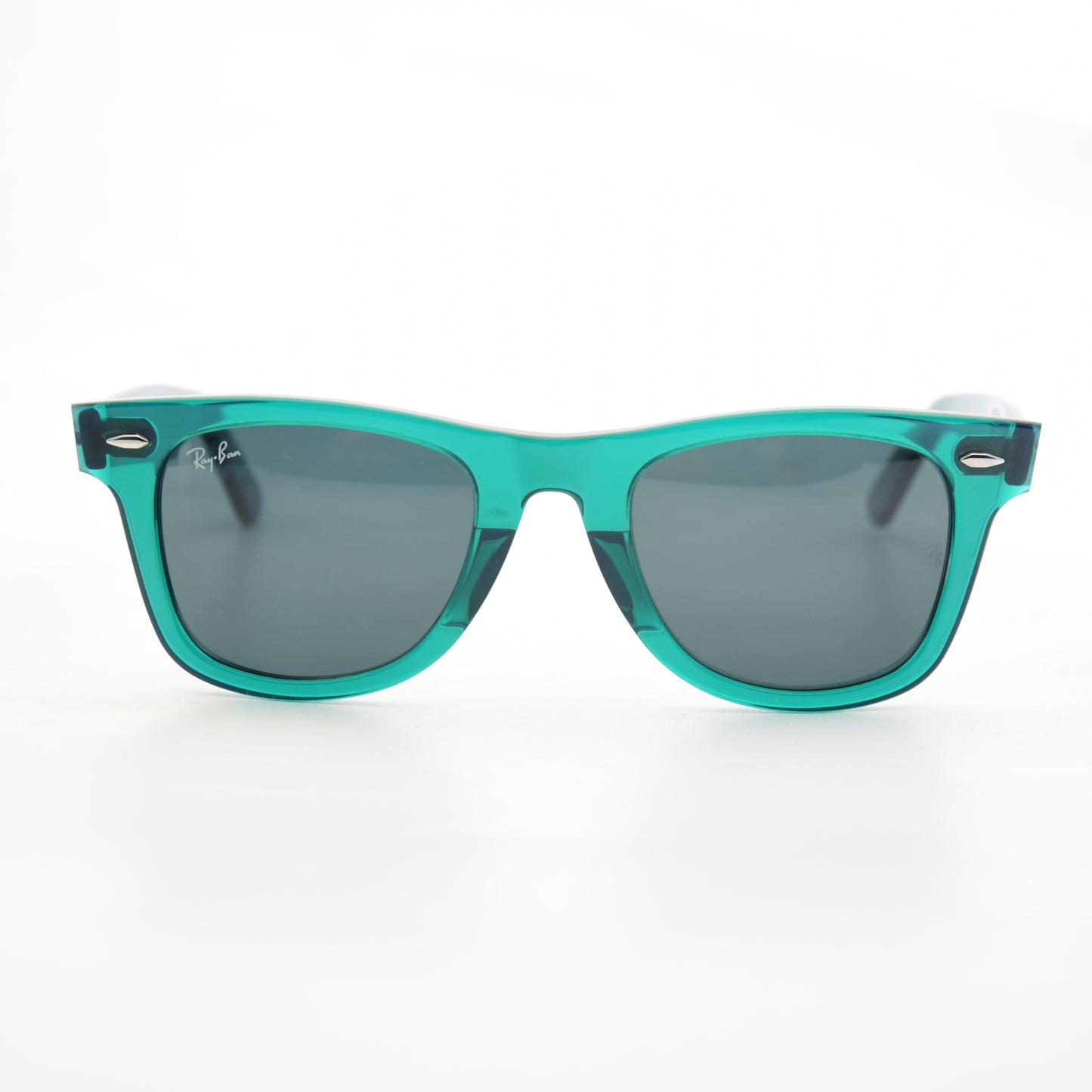 Solaire : Ray-Ban RB2140 WAYFARER Green