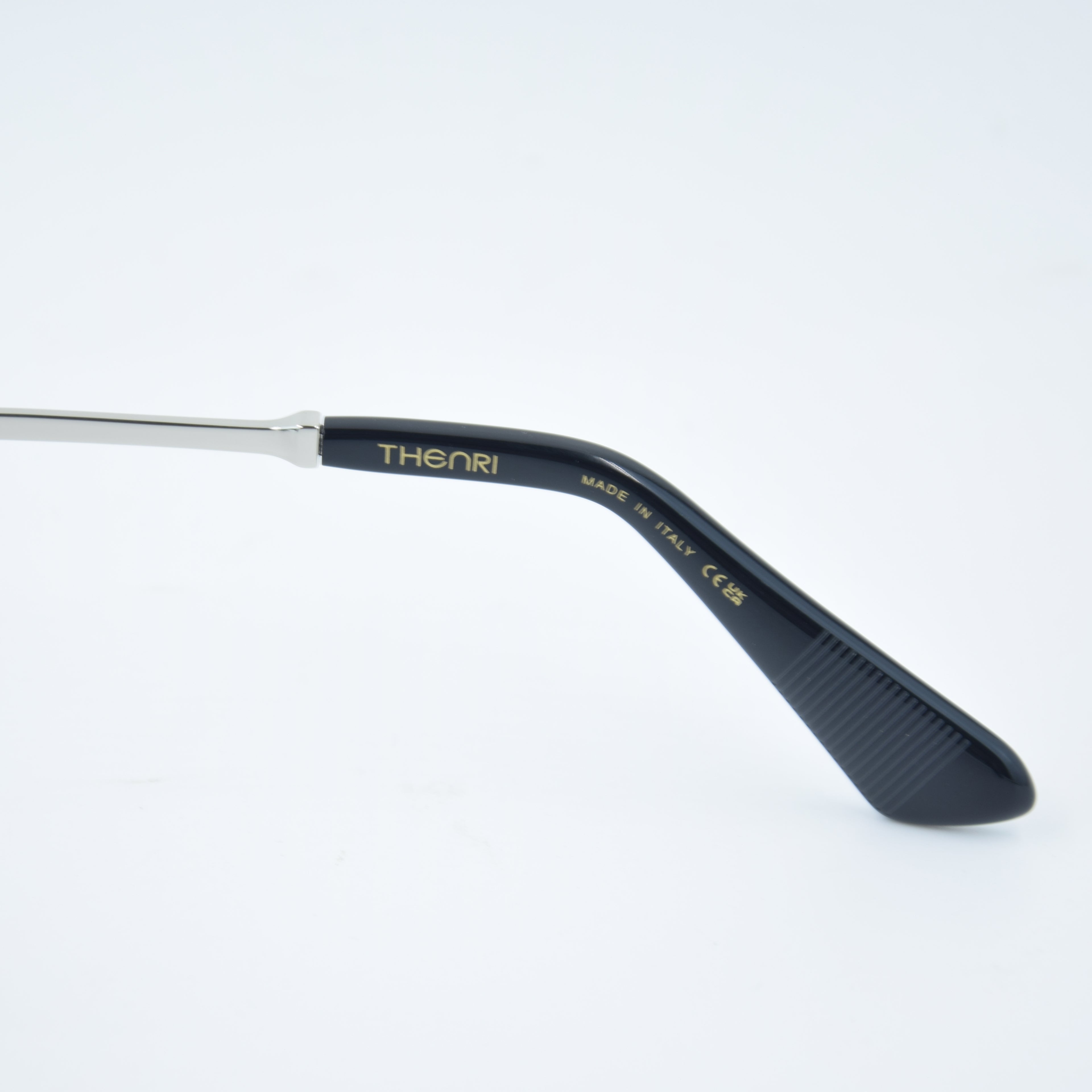 SOLAIRE: Thenri Carbon 1 of 199 003