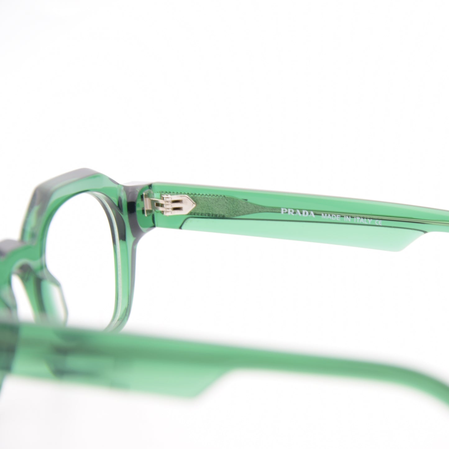 OPTIQUE : PRADA 2197 GREEN