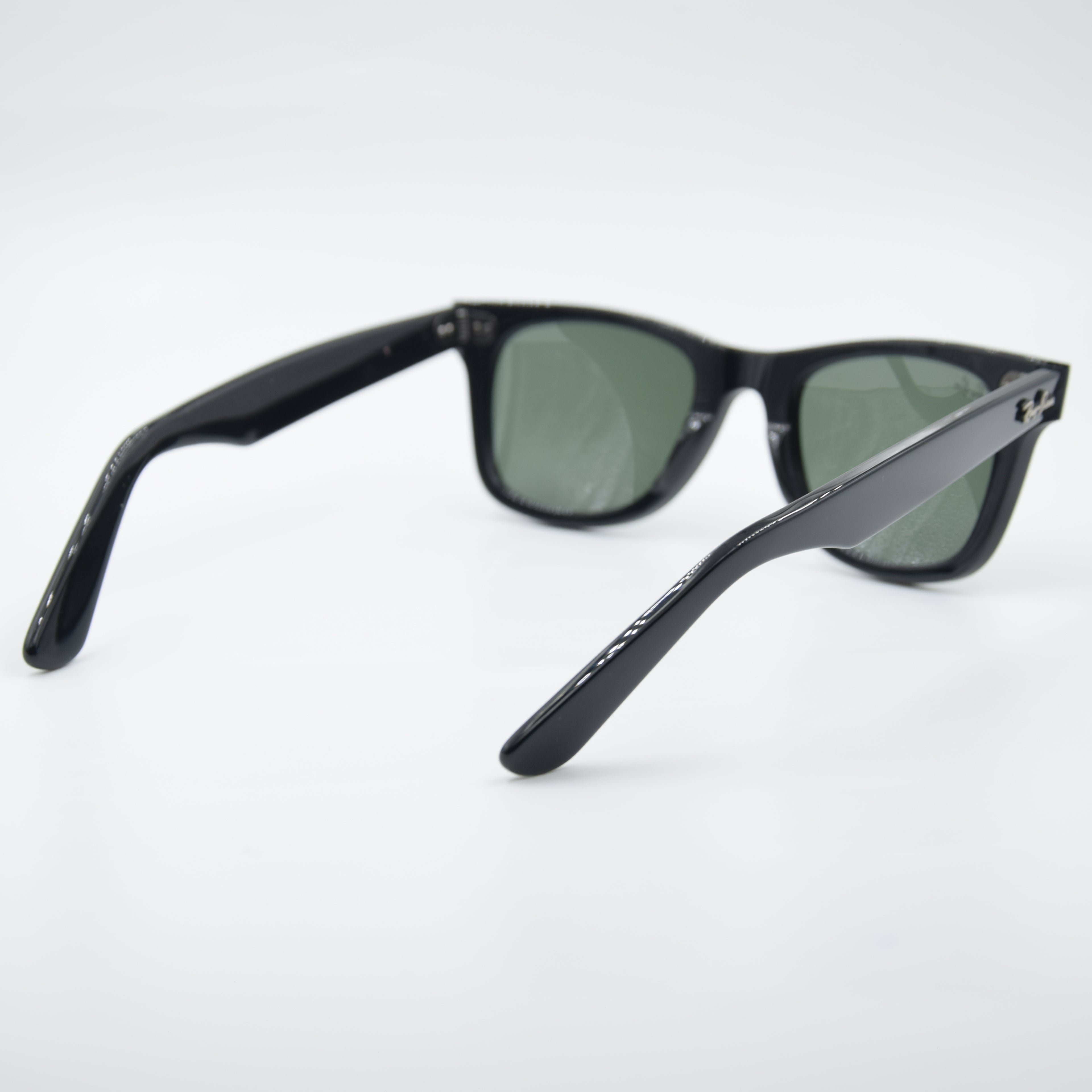 SOLAIRE :SAINT LAURENT WAYFARER RB2140 C901