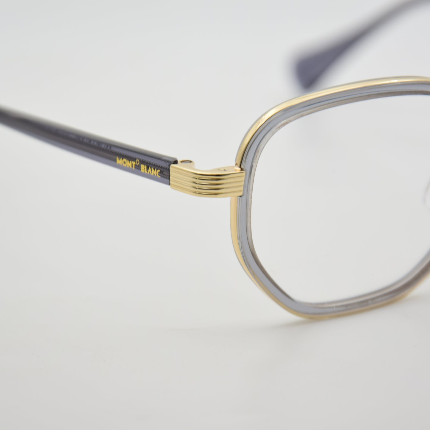 OPTIQUE : MONT BLANC 1866 GOLD C04