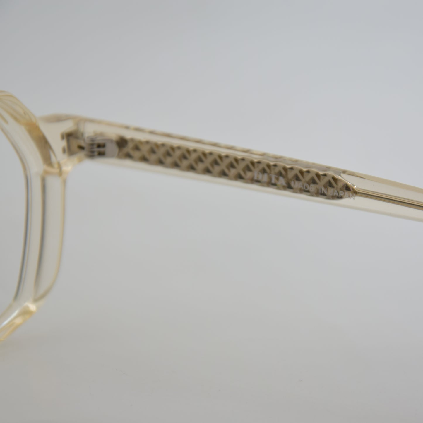 OPTIQUE : DITA 2218 CRYSTAL C03