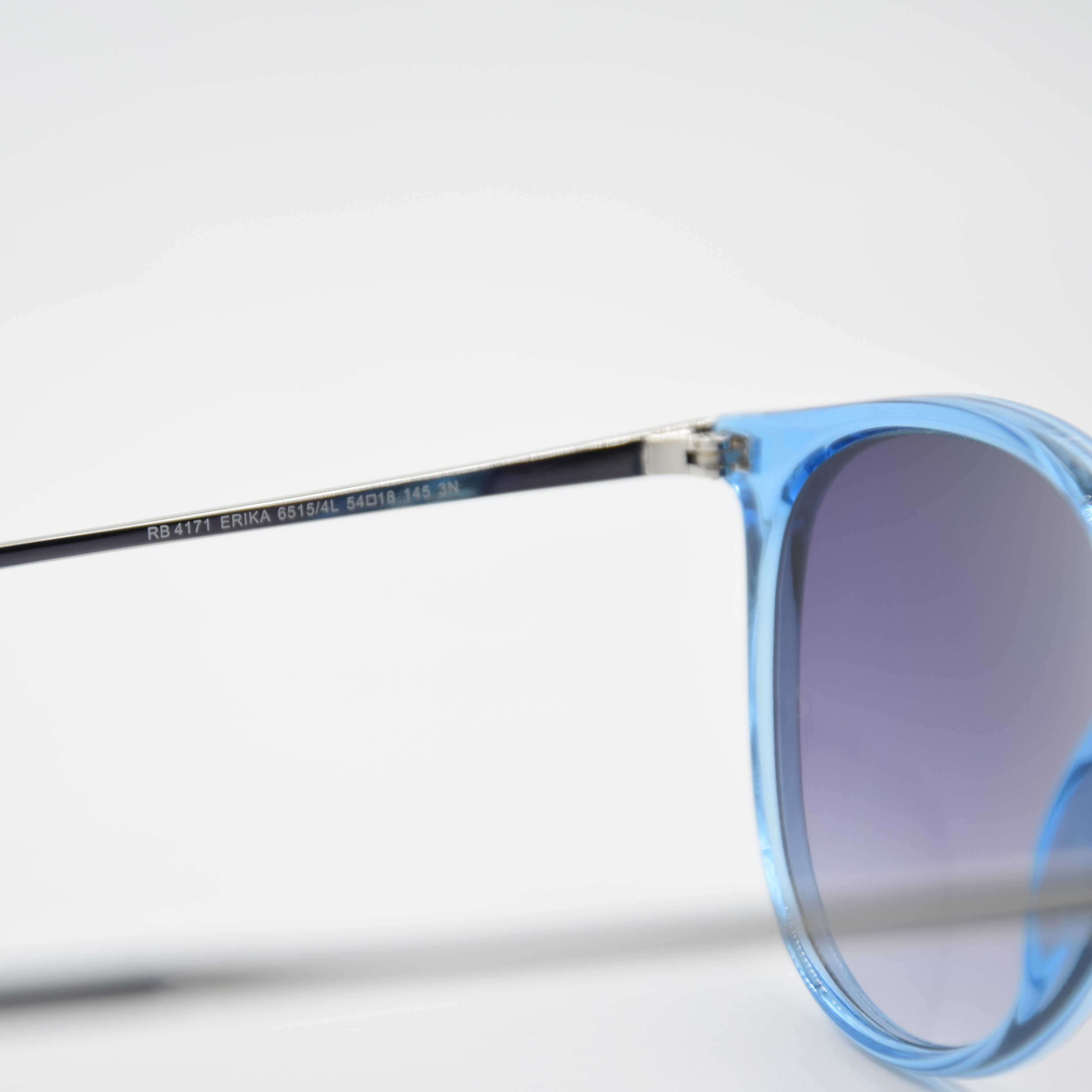 SOLAIRE :RAY-BAN RB4171 ERIKA 6515/4L