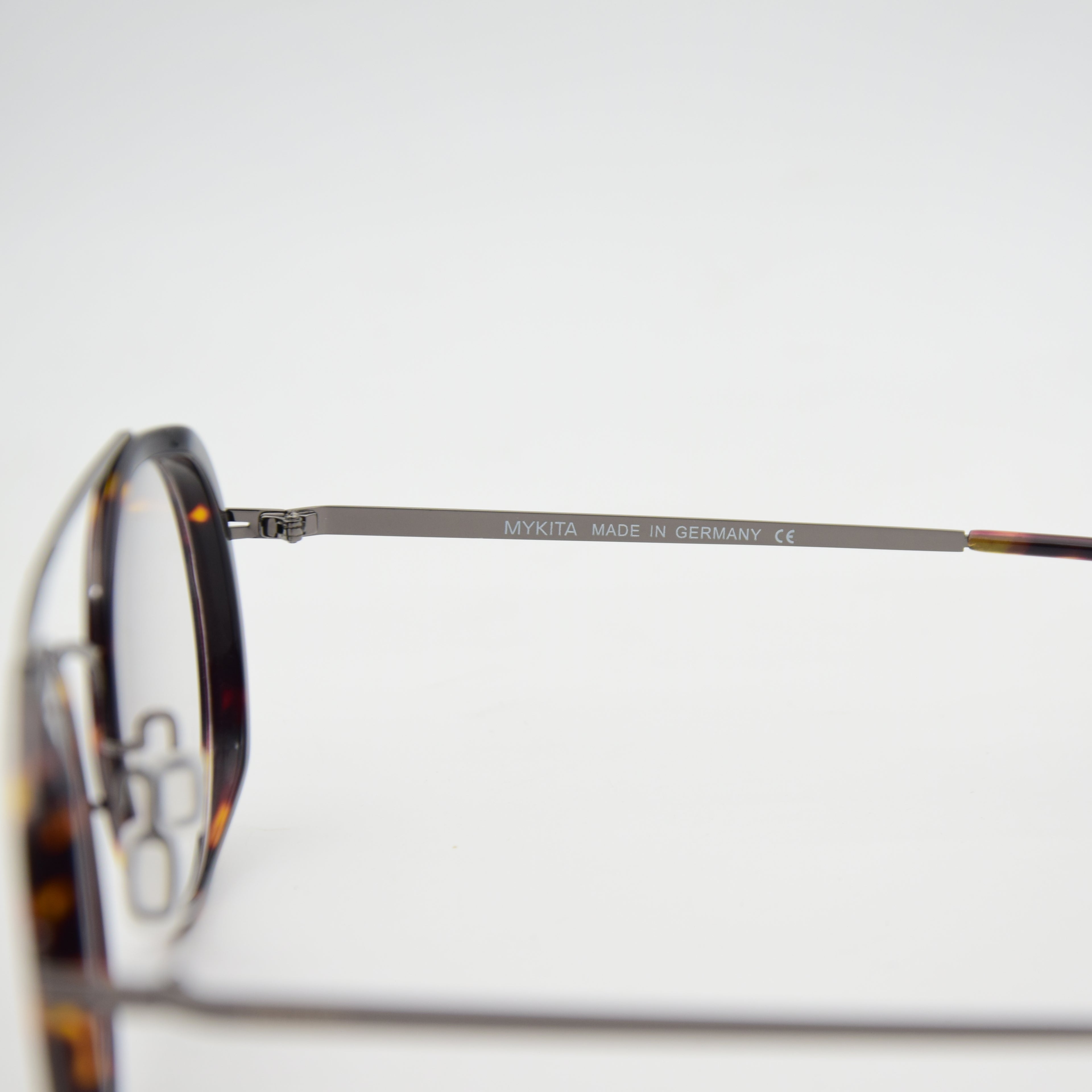 OPTIQUE: MYKITA 1559 HAVANE/GREY