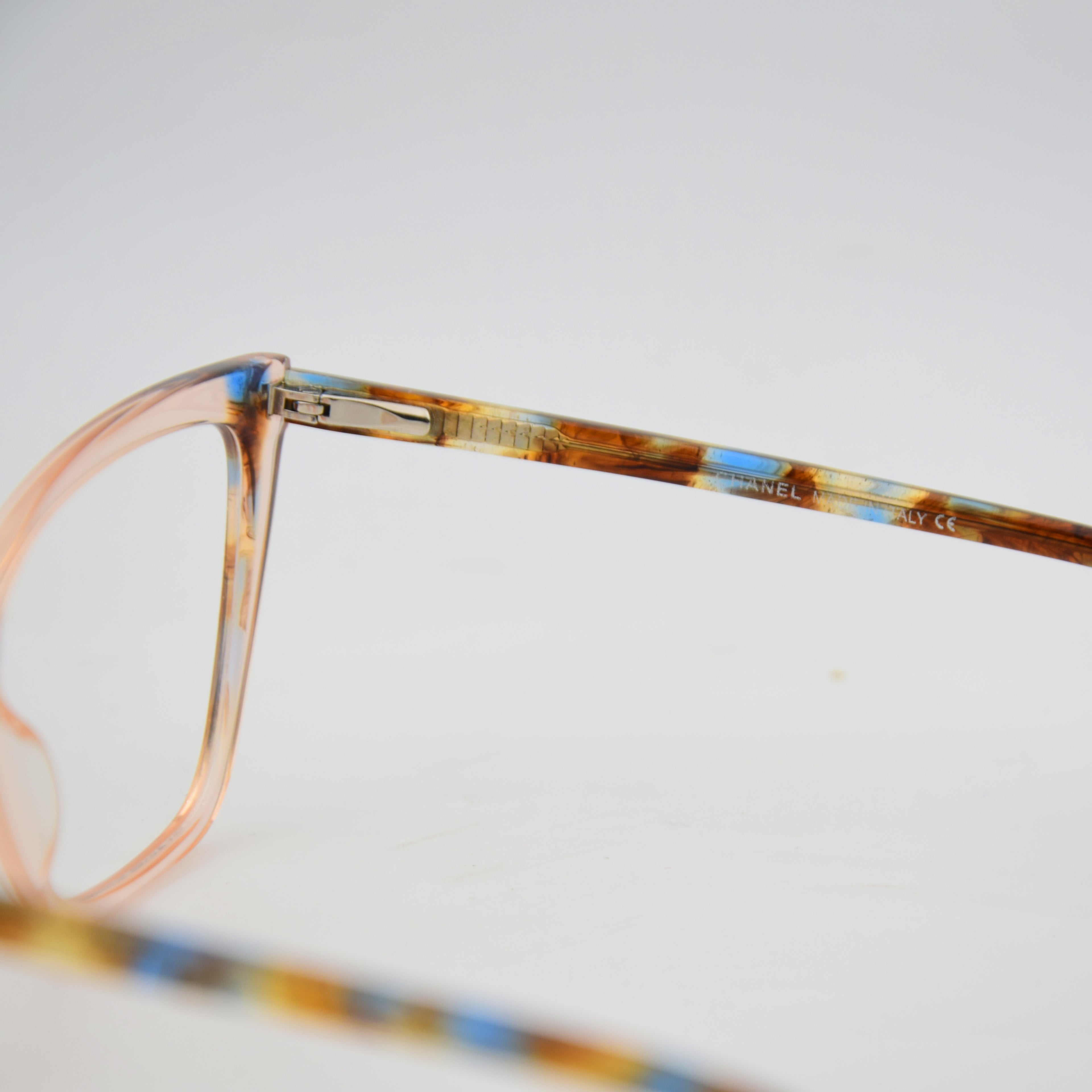 OPTIQUE: CHANEL 9915 COLORFUL