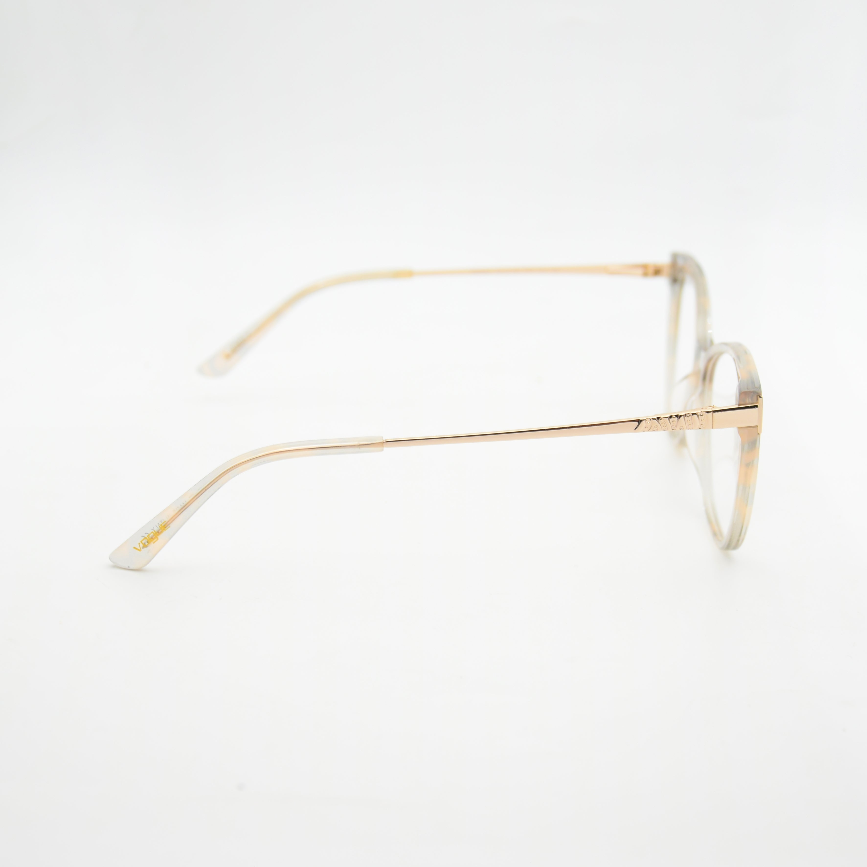 OPTIQUE: VOGUE G8065 CREAM