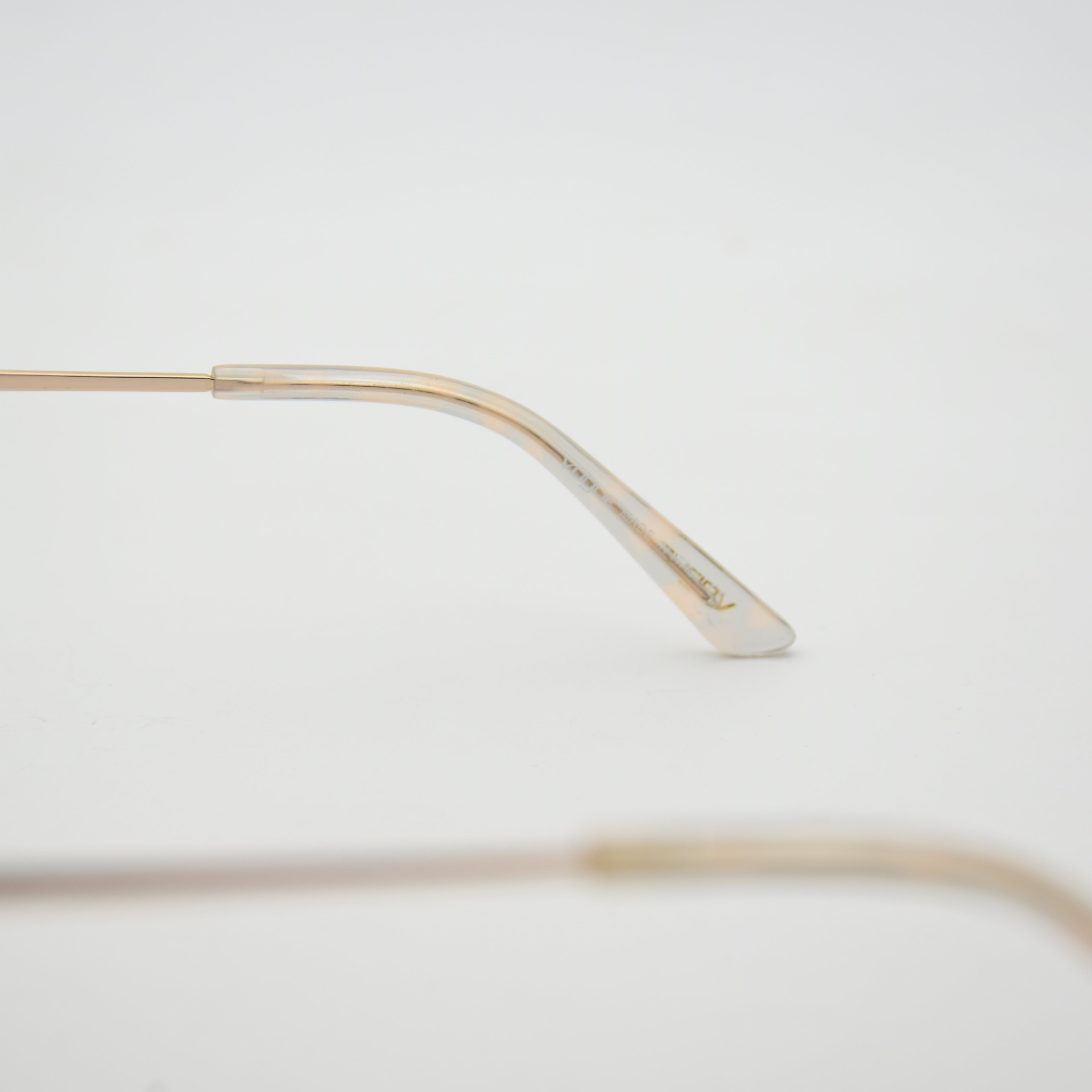 OPTIQUE: VOGUE G8065 CREAM
