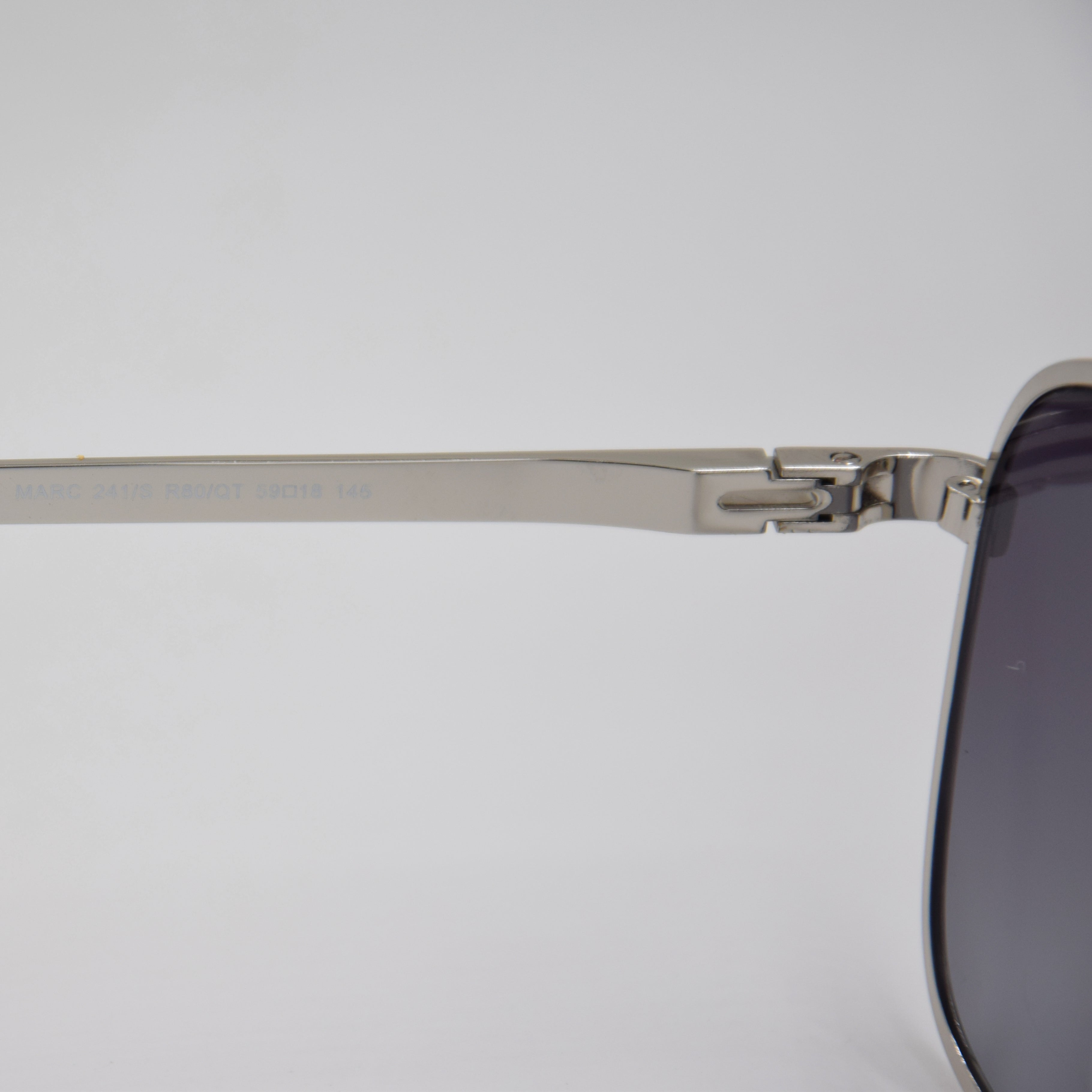MARC JACOBS MARC 241-S R80-QT