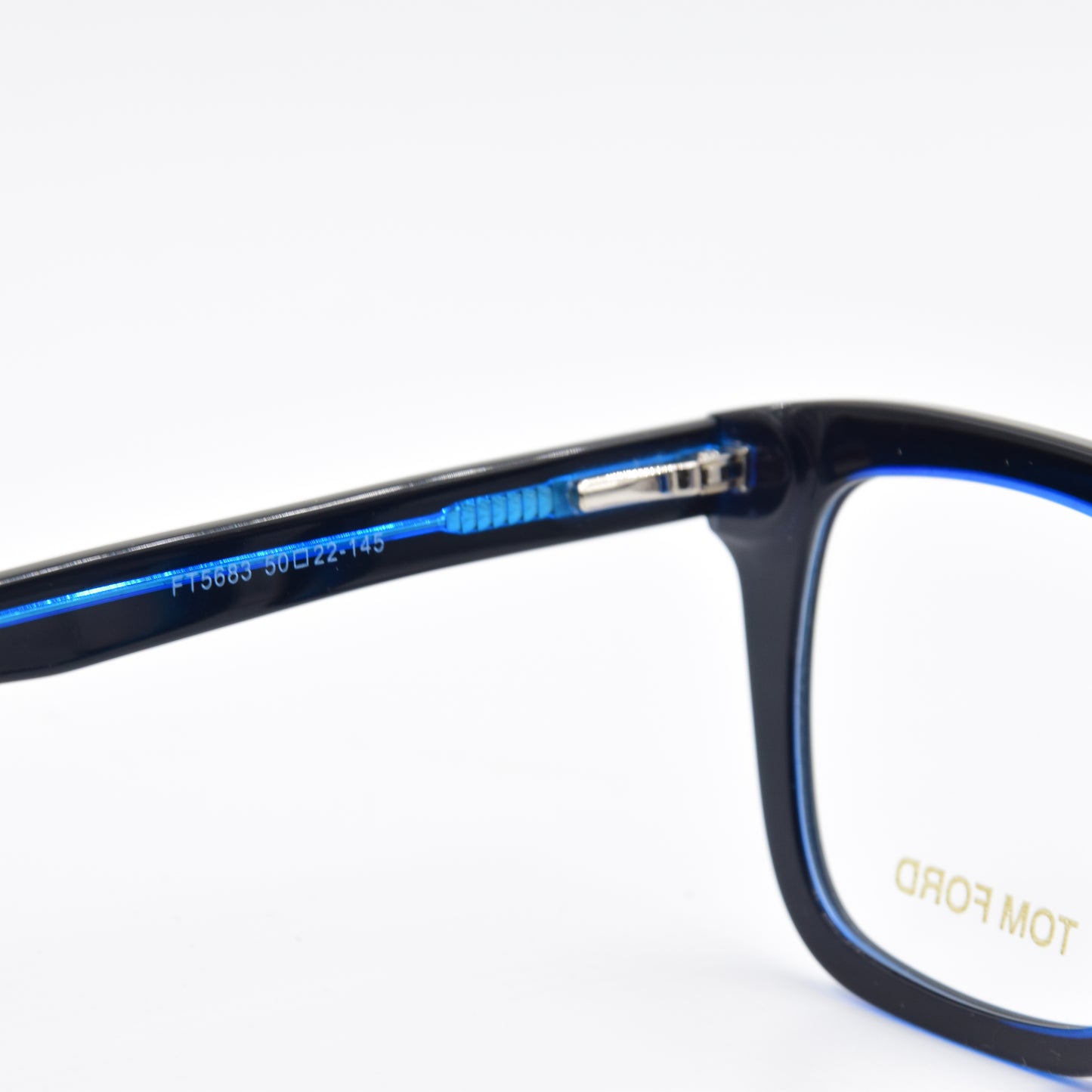 Optique : Tom Ford FT5683 BLEU