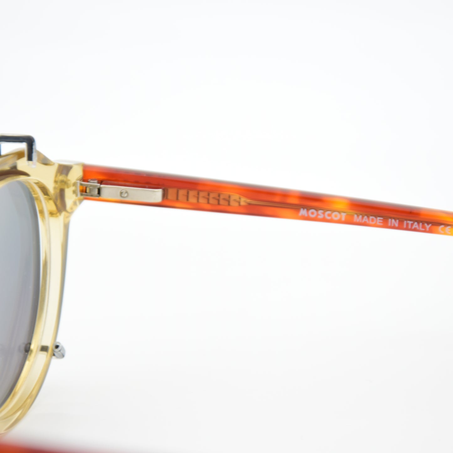 CLIPS : MOSCOT R0091 HAVANE/CREAM C02