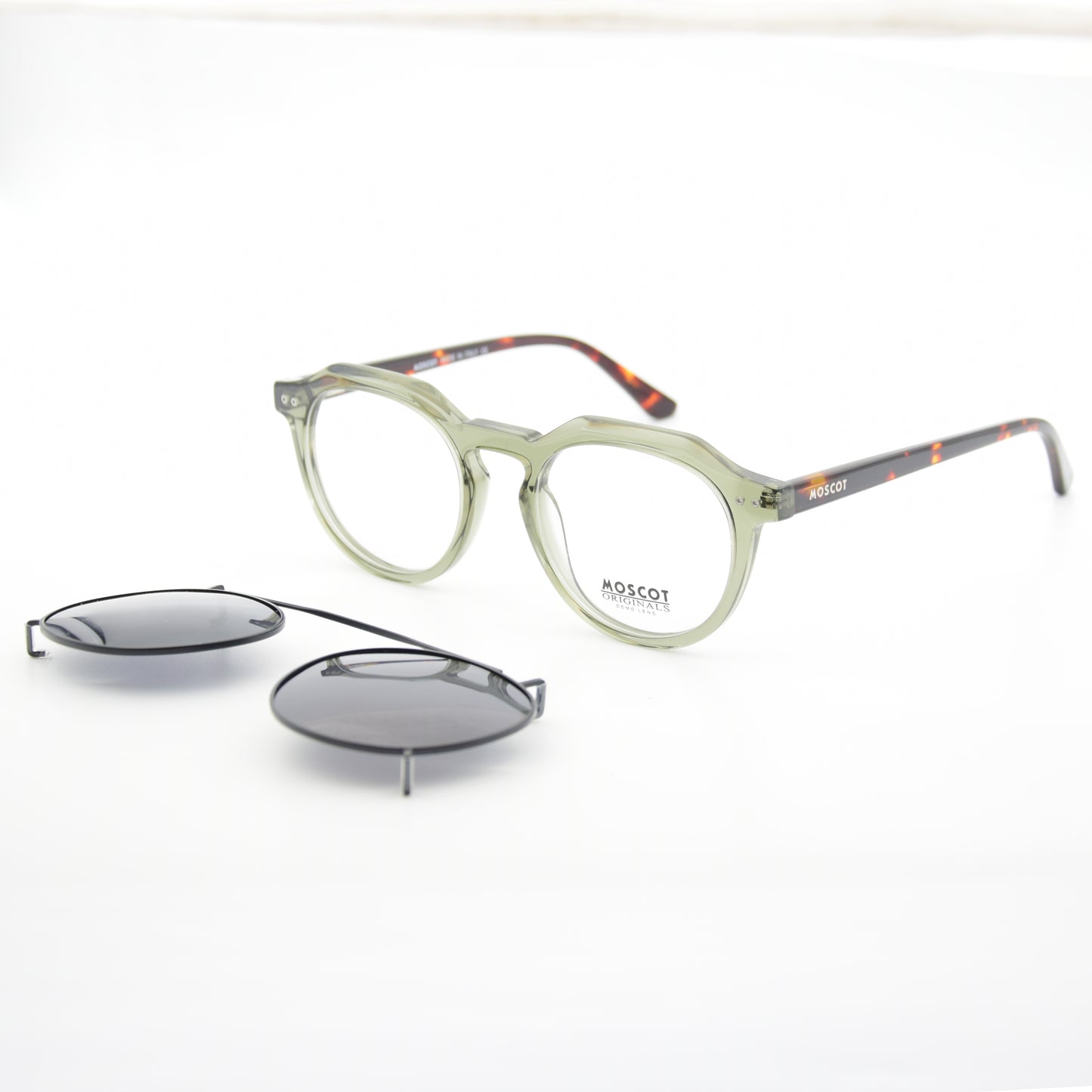 CLIPS : MOSCOT R0091 HAVANE/VERT C04