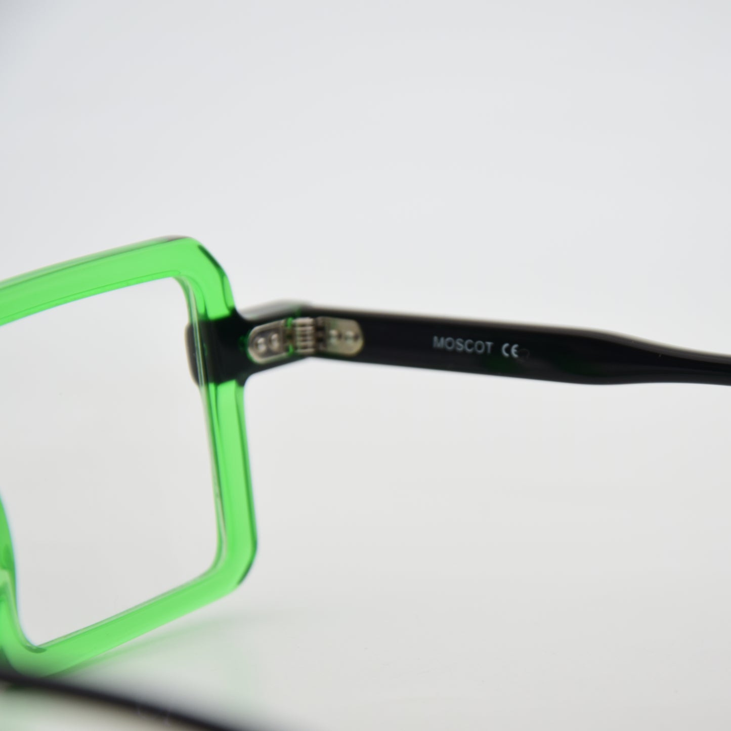 OPTIQUE : MOSOCT 2048 GREEN