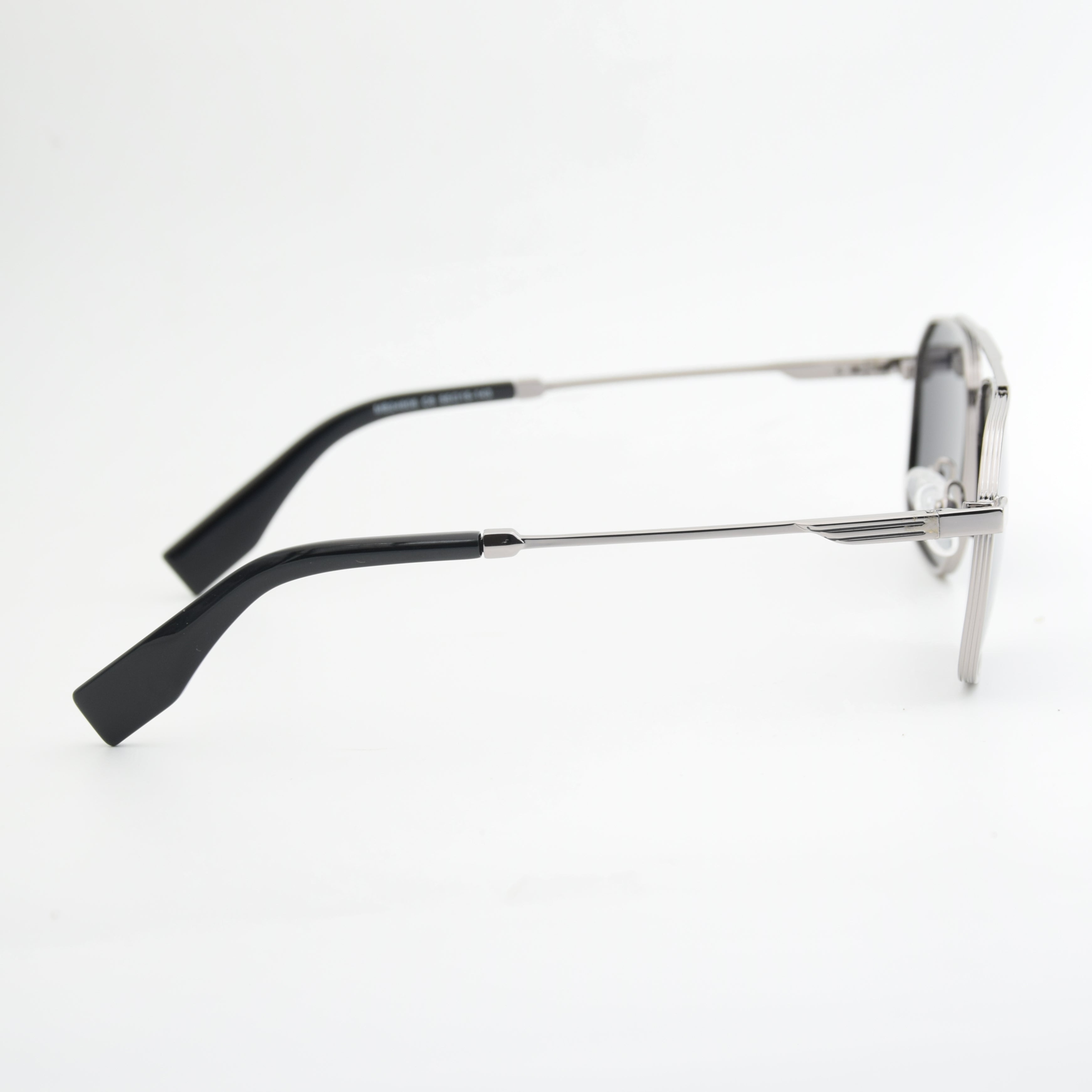 SOLAIRE : POLICE MB24806 SILVER/NOIR ( POLARISÉ )