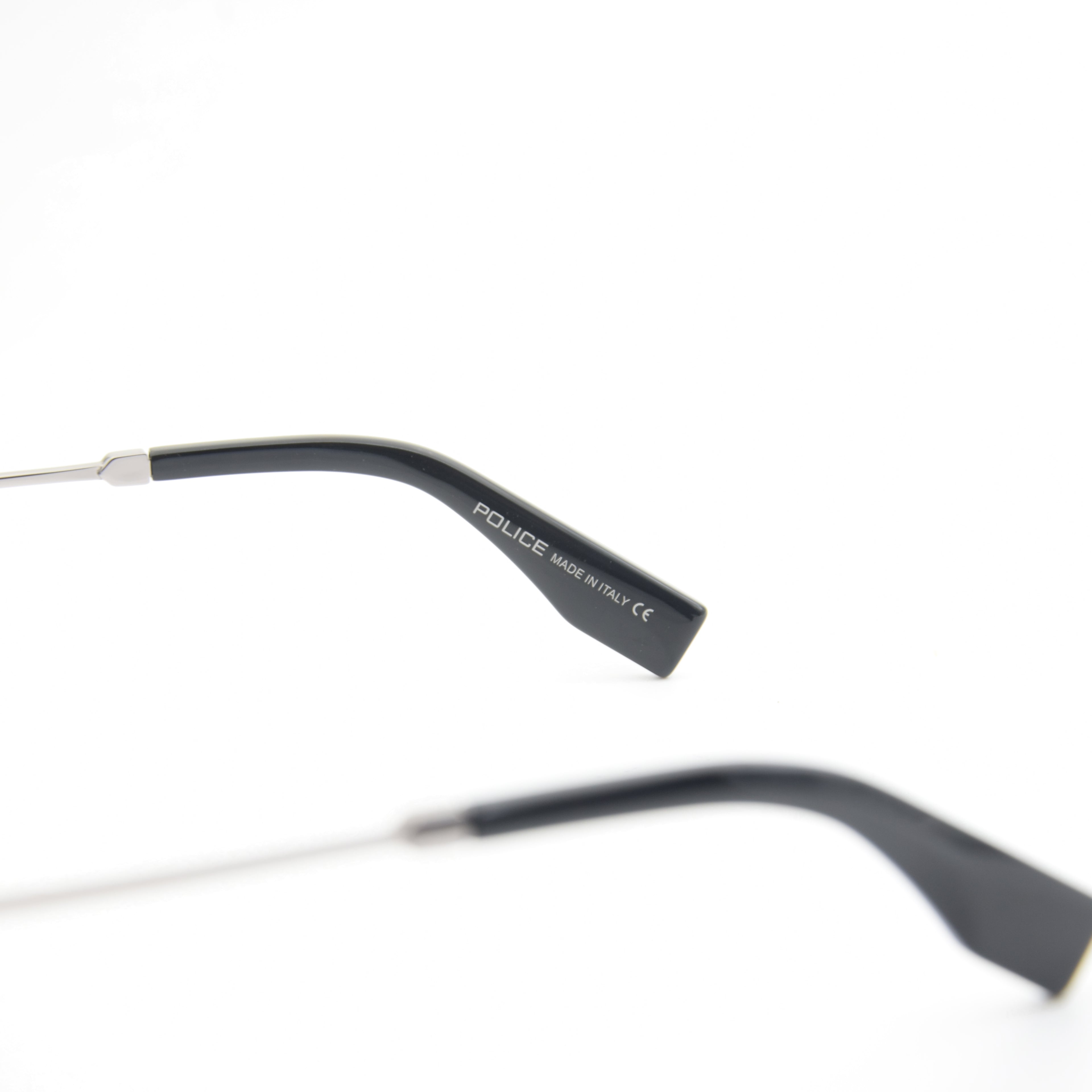 SOLAIRE : POLICE MB24806 SILVER/NOIR ( POLARISÉ )