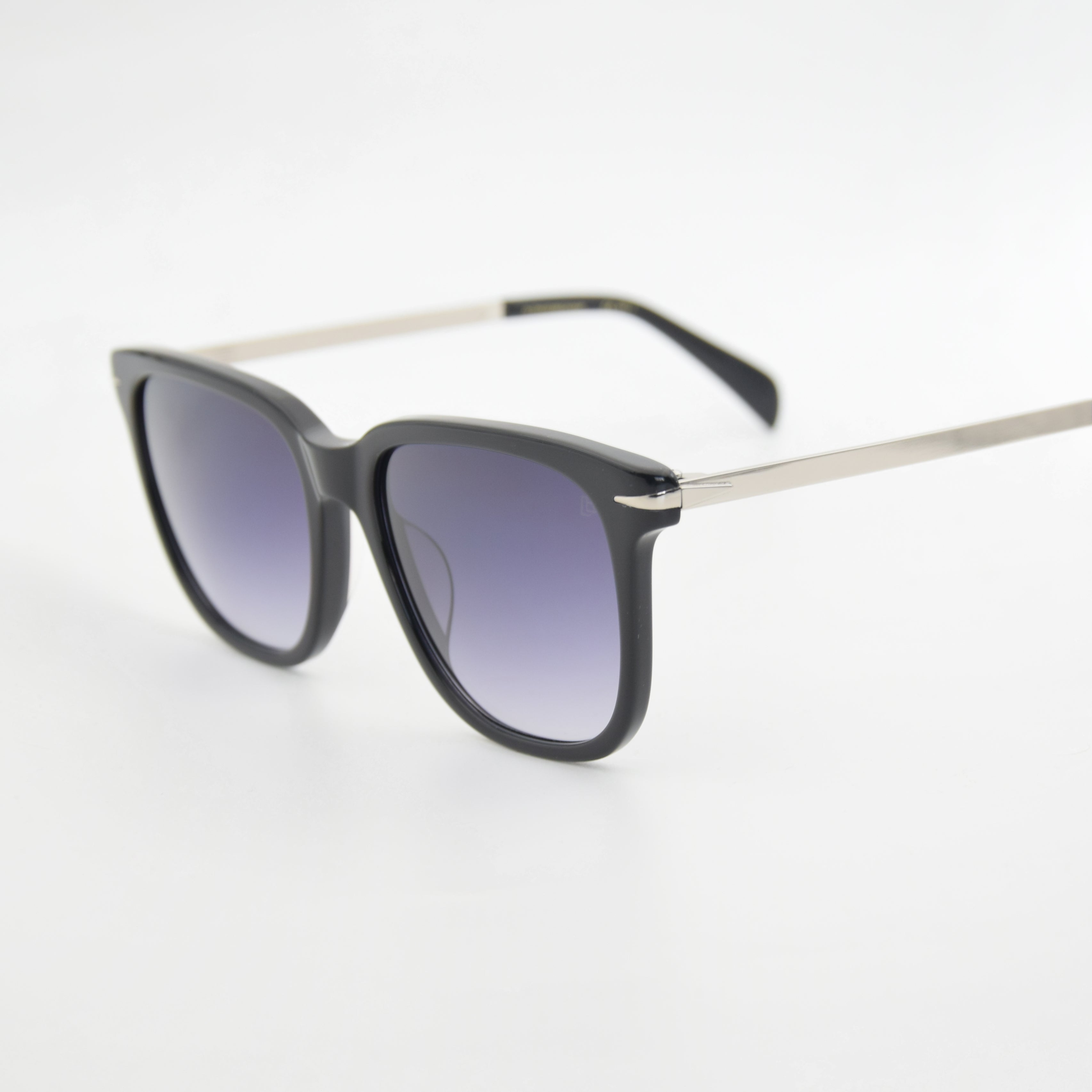 SOLAIRE :DAVID BECKHAM DB7067F/S BLACK